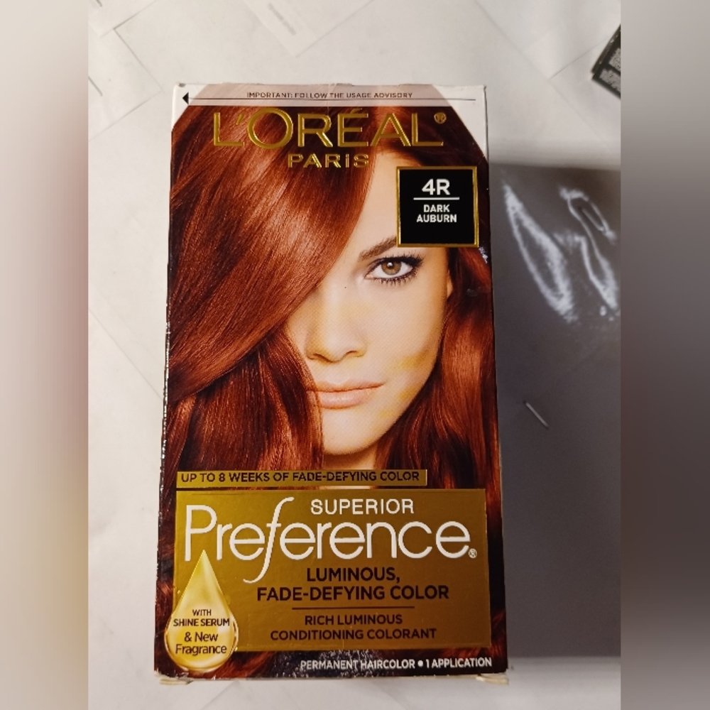 Lorèal Paris dark auburn hair dye